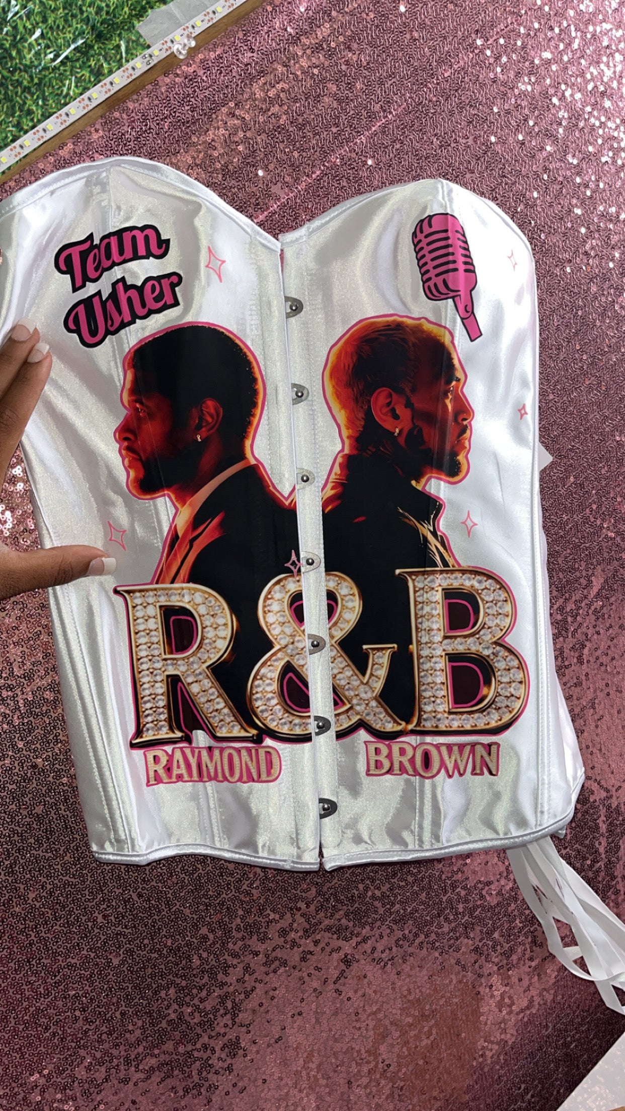 R&B Tour Concert Chris Brown & Usher